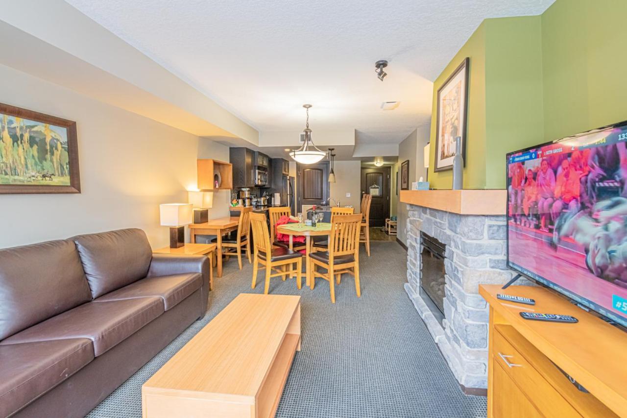Copperstone Resort - Mountain View 2 Bedroom Condo Canmore Esterno foto